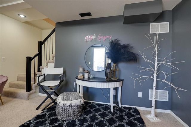 1124 Aspen Drive, Liberty, MO 64068