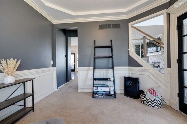 1124 Aspen Drive, Liberty, MO 64068