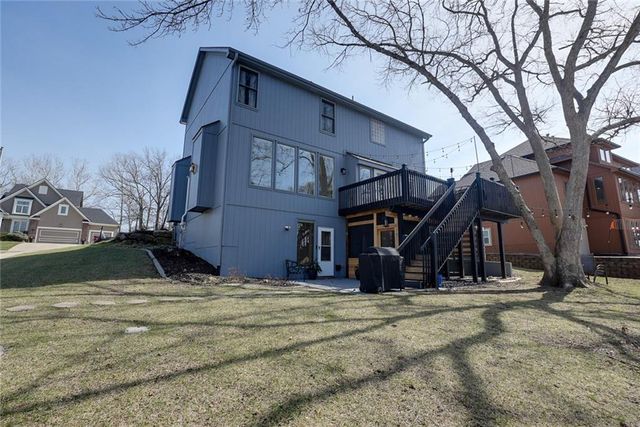 1124 Aspen Drive, Liberty, MO 64068