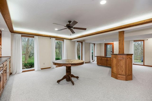 7317 N Nevada Avenue, Parkville, MO 64152