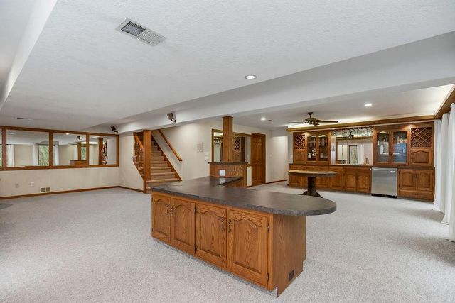 7317 N Nevada Avenue, Parkville, MO 64152