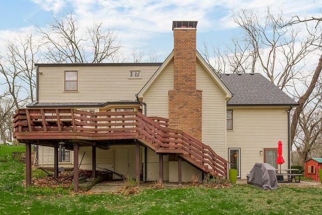 7317 N Nevada Avenue, Parkville, MO 64152