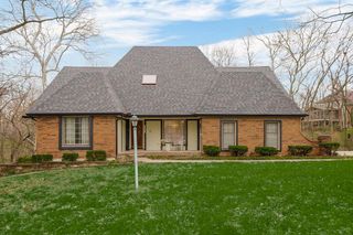 7317 N Nevada Avenue, Parkville, MO 64152