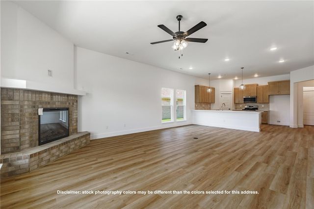 2610 Goldspur Court, Centerton, AR 72712