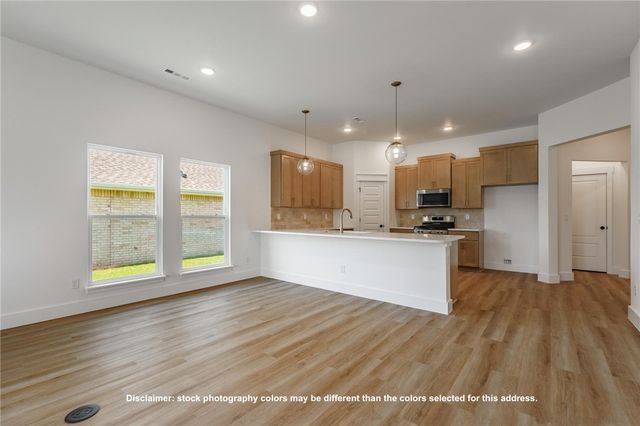 2610 Goldspur Court, Centerton, AR 72712