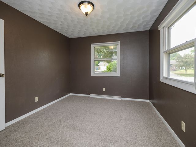 5088 Driftwood Avenue, Kalamazoo, MI 49009