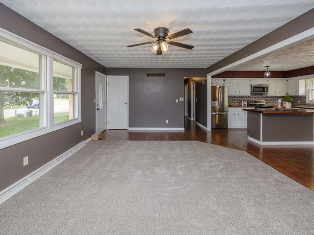 5088 Driftwood Avenue, Kalamazoo, MI 49009