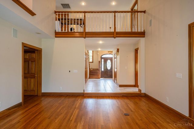 185 Barrington Village Drive, Beavercreek Twp, OH 45385