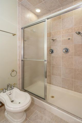 185 Barrington Village Drive, Beavercreek Twp, OH 45385