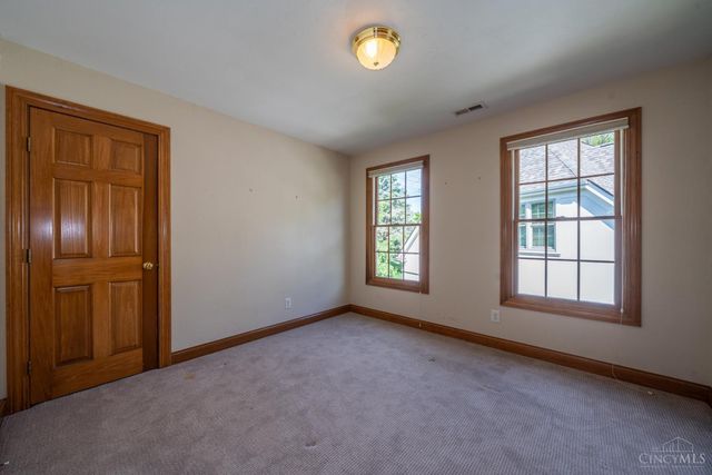 185 Barrington Village Drive, Beavercreek Twp, OH 45385