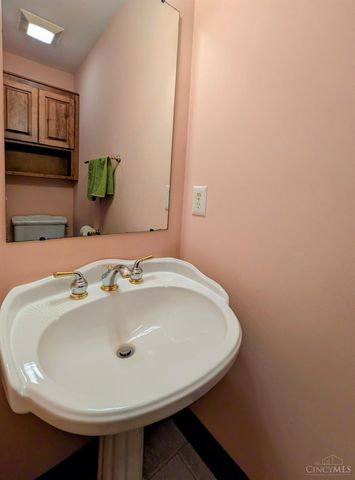 185 Barrington Village Drive, Beavercreek Twp, OH 45385