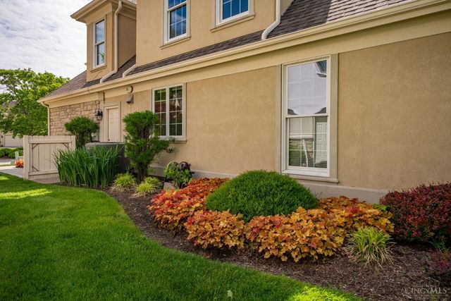 185 Barrington Village Drive, Beavercreek Twp, OH 45385