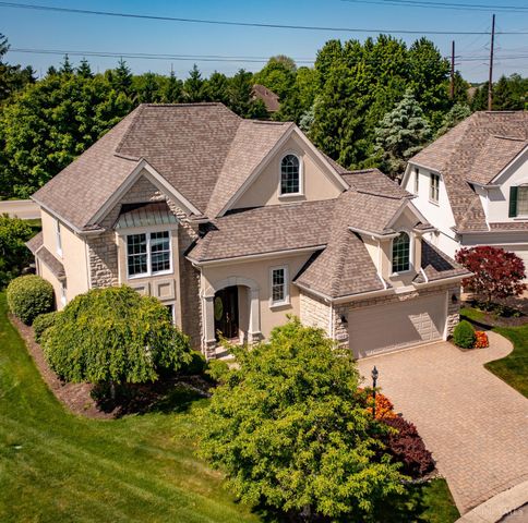 185 Barrington Village Drive, Beavercreek Twp, OH 45385