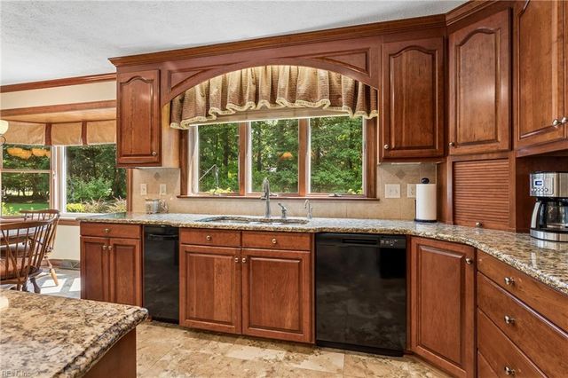 1467 Victory Hill RD, Hayes, VA 23072