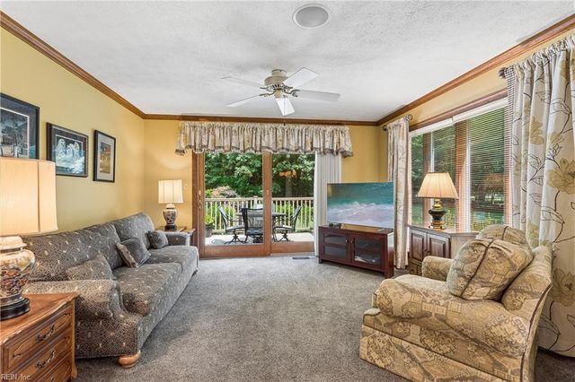 1467 Victory Hill RD, Hayes, VA 23072