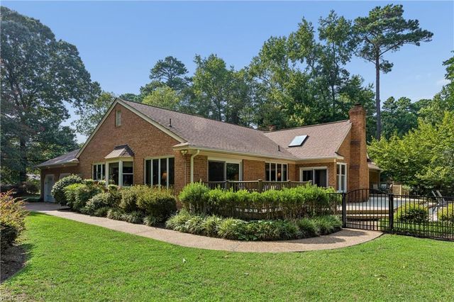1467 Victory Hill RD, Hayes, VA 23072