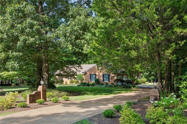 1467 Victory Hill RD, Hayes, VA 23072