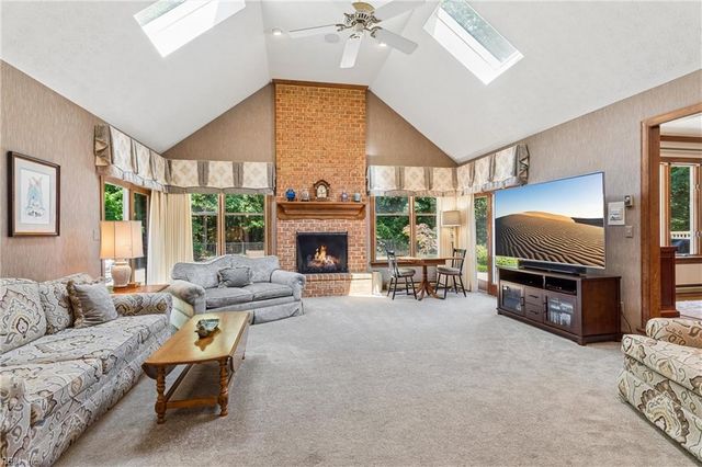 1467 Victory Hill RD, Hayes, VA 23072