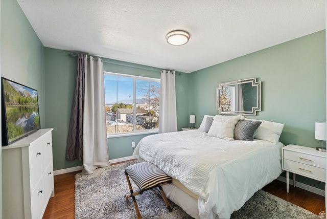 908 HALSTEAD DR, North Salt Lake, UT 84054