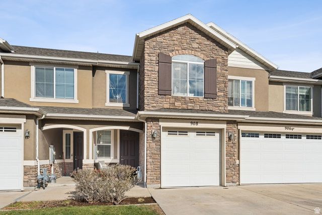 908 HALSTEAD DR, North Salt Lake, UT 84054