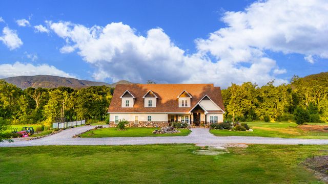 1072 Cookson Creek Road, Ocoee, TN 37361