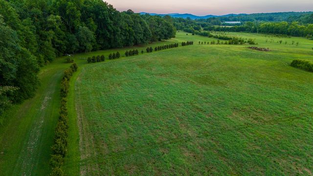 1072 Cookson Creek Road, Ocoee, TN 37361