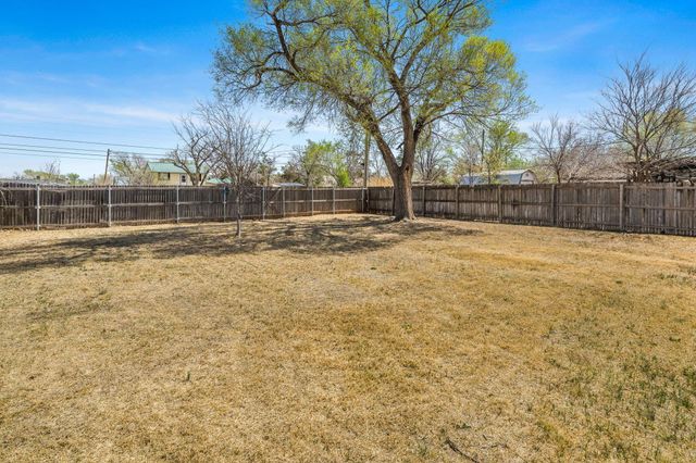 1619 Lawson Lane, Amarillo, TX 79106