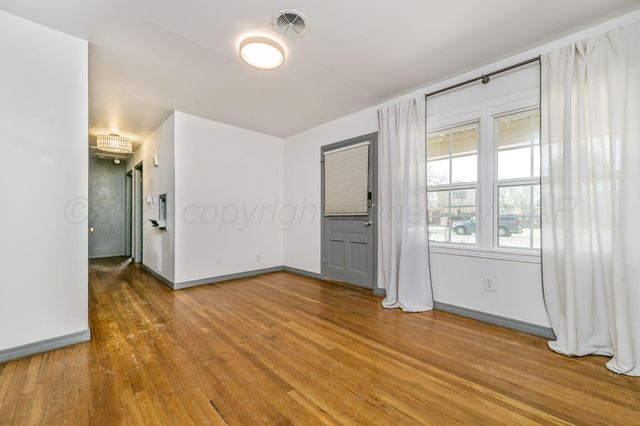 1619 Lawson Lane, Amarillo, TX 79106