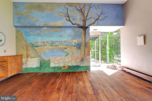 2585 CHARLESTOWN RD, Phoenixville, PA 19460