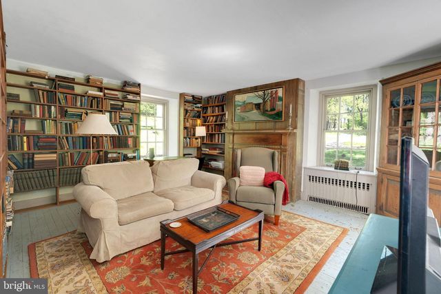 2585 CHARLESTOWN RD, Phoenixville, PA 19460