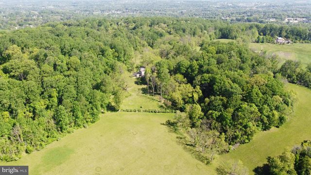 2585 CHARLESTOWN RD, Phoenixville, PA 19460