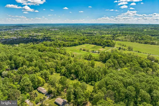 2585 CHARLESTOWN RD, Phoenixville, PA 19460
