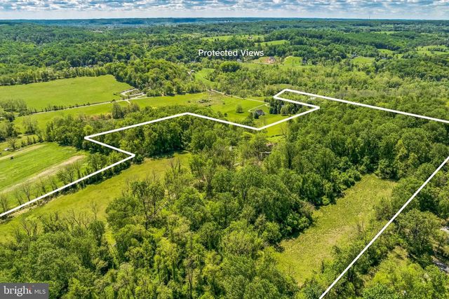 2585 CHARLESTOWN RD, Phoenixville, PA 19460