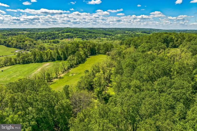 2585 CHARLESTOWN RD, Phoenixville, PA 19460
