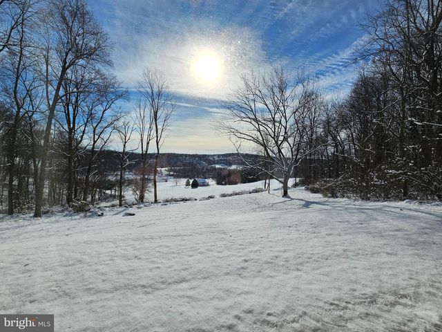 2585 CHARLESTOWN RD, Phoenixville, PA 19460