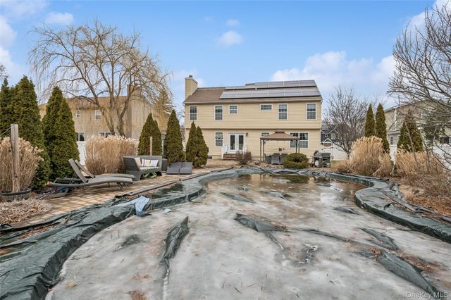 80 Fairview Avenue, Islip Terrace, NY 11752