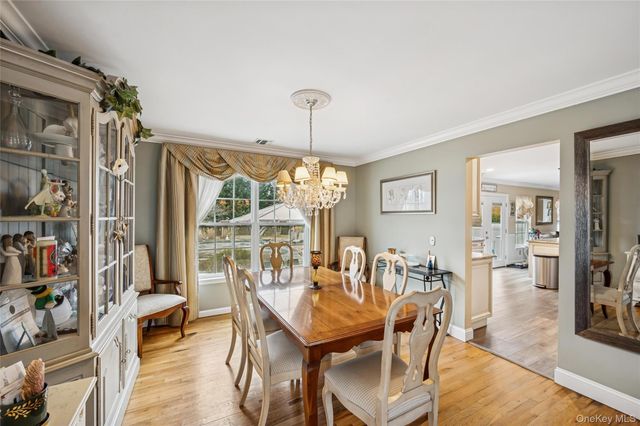 80 Fairview Avenue, Islip Terrace, NY 11752