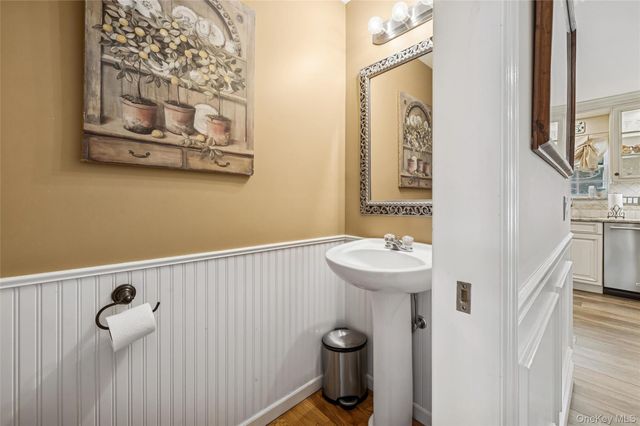 80 Fairview Avenue, Islip Terrace, NY 11752