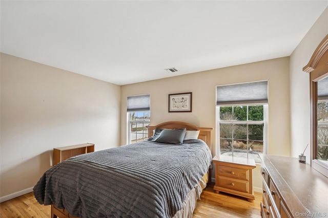 80 Fairview Avenue, Islip Terrace, NY 11752