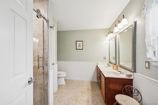 80 Fairview Avenue, Islip Terrace, NY 11752