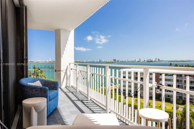 4000 Towerside Ter 804, Miami, FL 33138