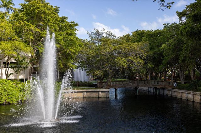 4000 Towerside Ter 804, Miami, FL 33138