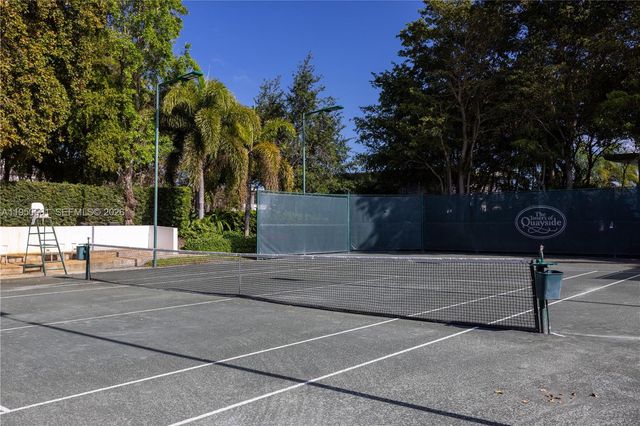 4000 Towerside Ter 804, Miami, FL 33138