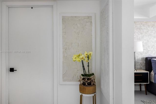 4000 Towerside Ter 804, Miami, FL 33138