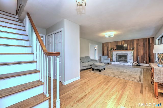 79 Meadow Wood Road, Branford, CT 06405