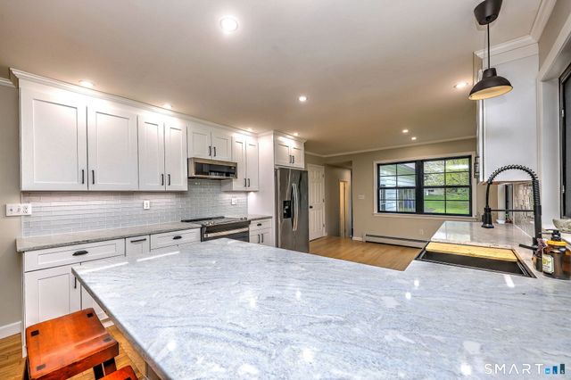 79 Meadow Wood Road, Branford, CT 06405