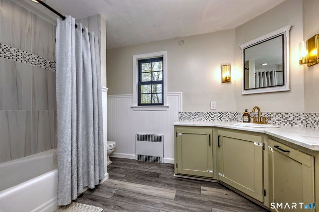 79 Meadow Wood Road, Branford, CT 06405