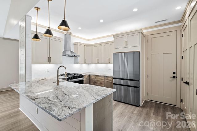 10 Heartleaf Circle, Arden, NC 28704
