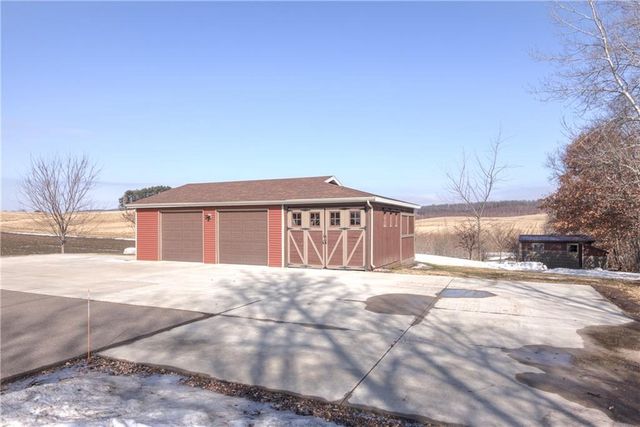 10674 70th Street, Chippewa Falls, WI 54729