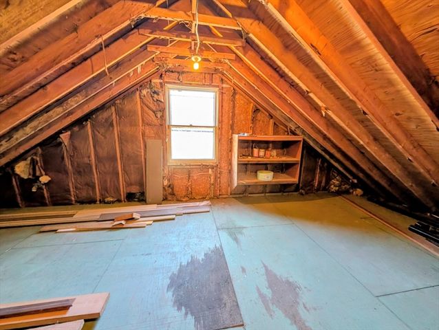 7 King Road, Charlton, MA 01507